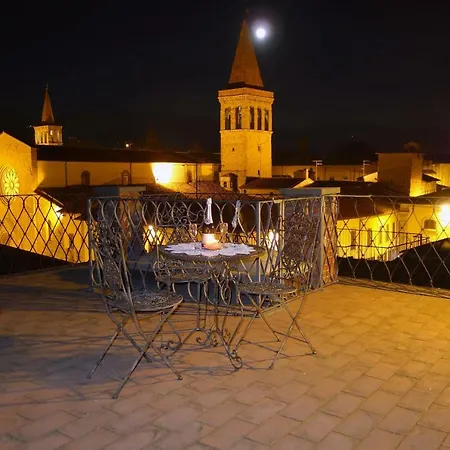 Torre Medioevale D'uguccione Holiday home *